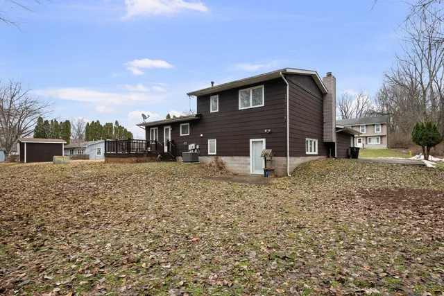 $275,000 | 8412 10th Street West, Rock Island, IL 61201