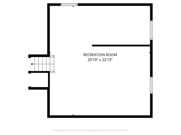 a picture of floor with a white wall