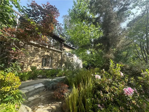 $2,200 | 8601 Wonderland Avenue, Unit 1, Los Angeles, CA 90046