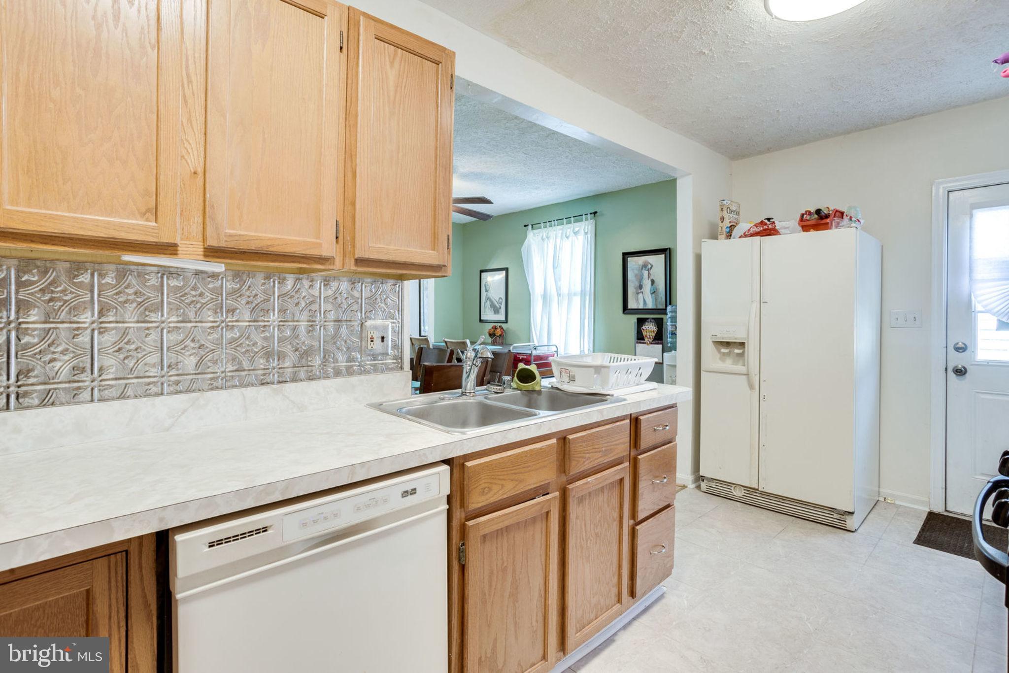 13910 South Springfield Road Brandywine, MD 20613 - Photo 6 of 34 Gallery Image 6