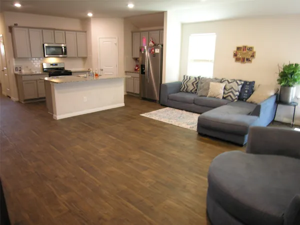 $345,000 | 13700 Dismuke Drive, Manor, TX 78653