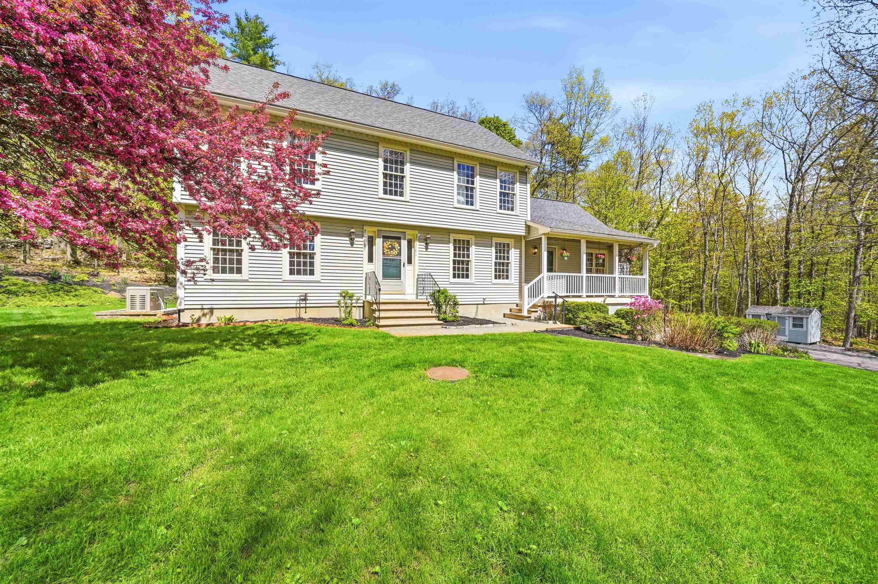 33 Brook Road Amherst, NH 03031 - Photo 8 of 51 Gallery Image 8
