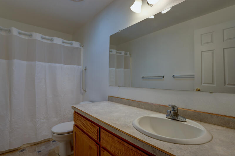 4520 Southeast Moki Road Prineville, OR 97754 - Photo 14 of 25 4520 SE Moki Road-14