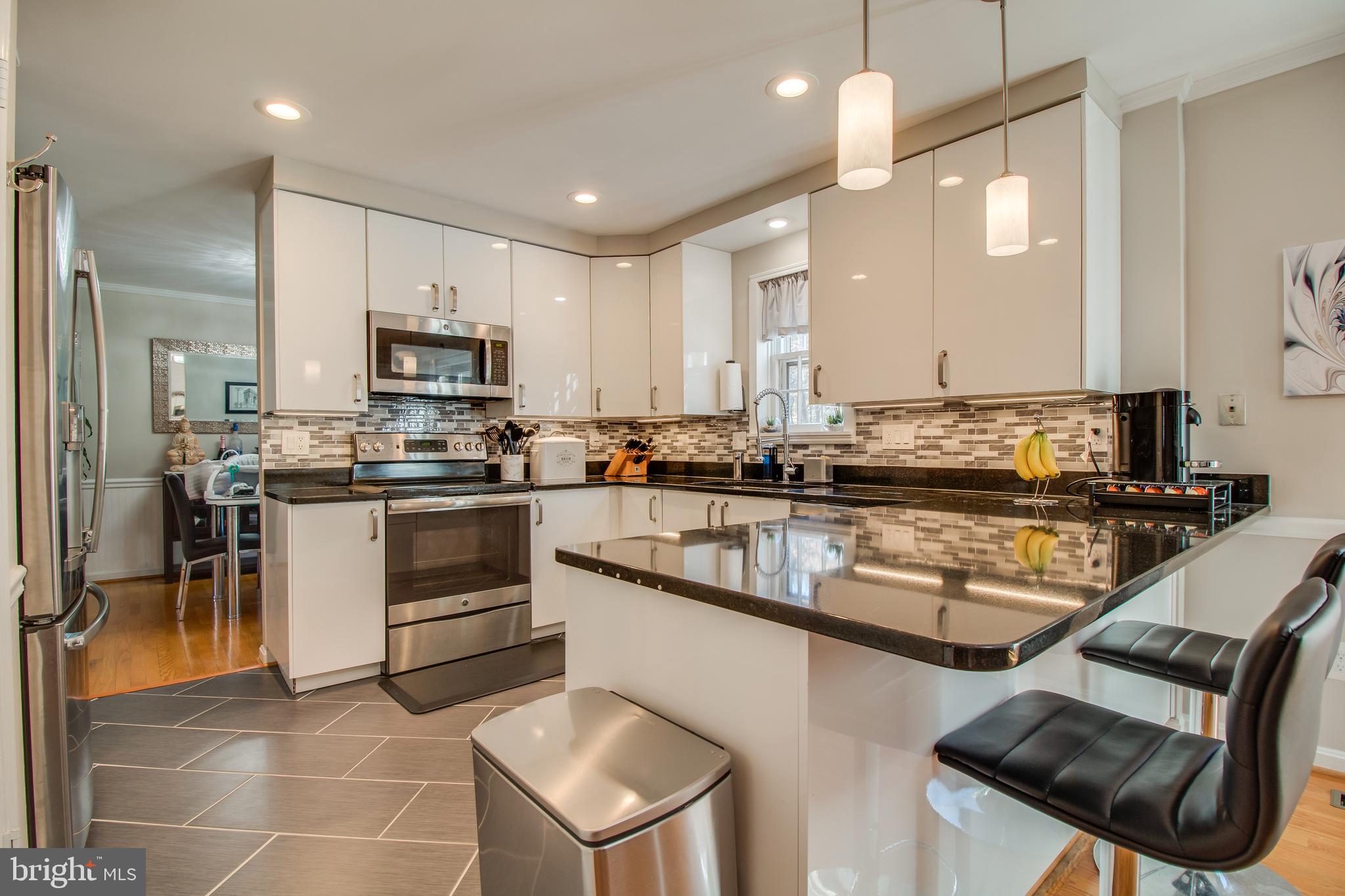 4806 Piney Branch Road Fairfax, VA 22030 - Photo 13 of 50