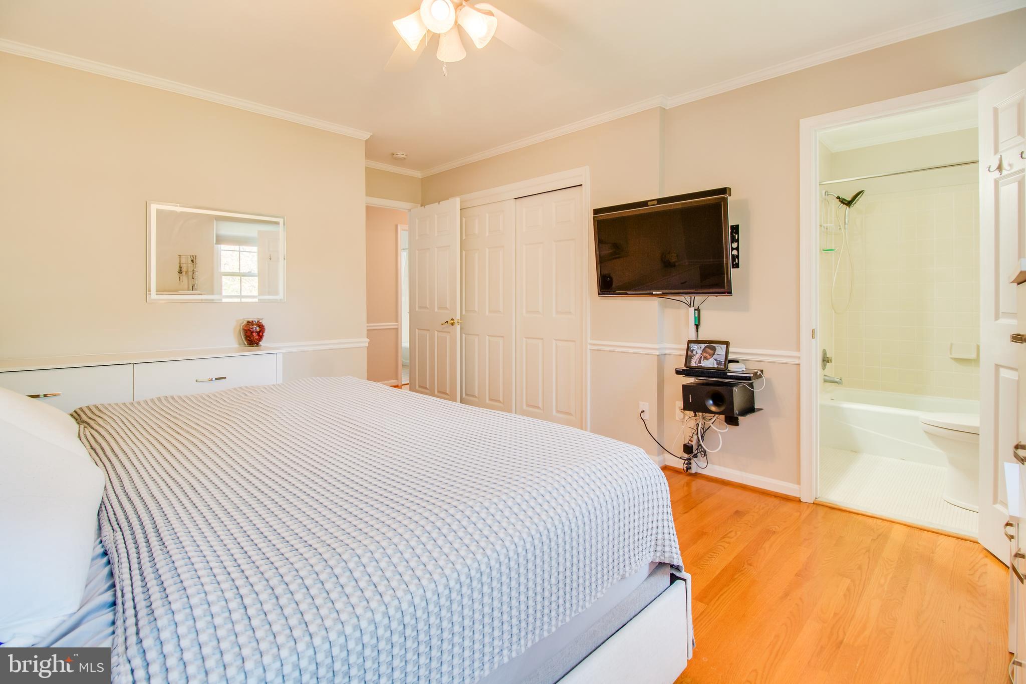 4806 Piney Branch Road Fairfax, VA 22030 - Photo 25 of 50
