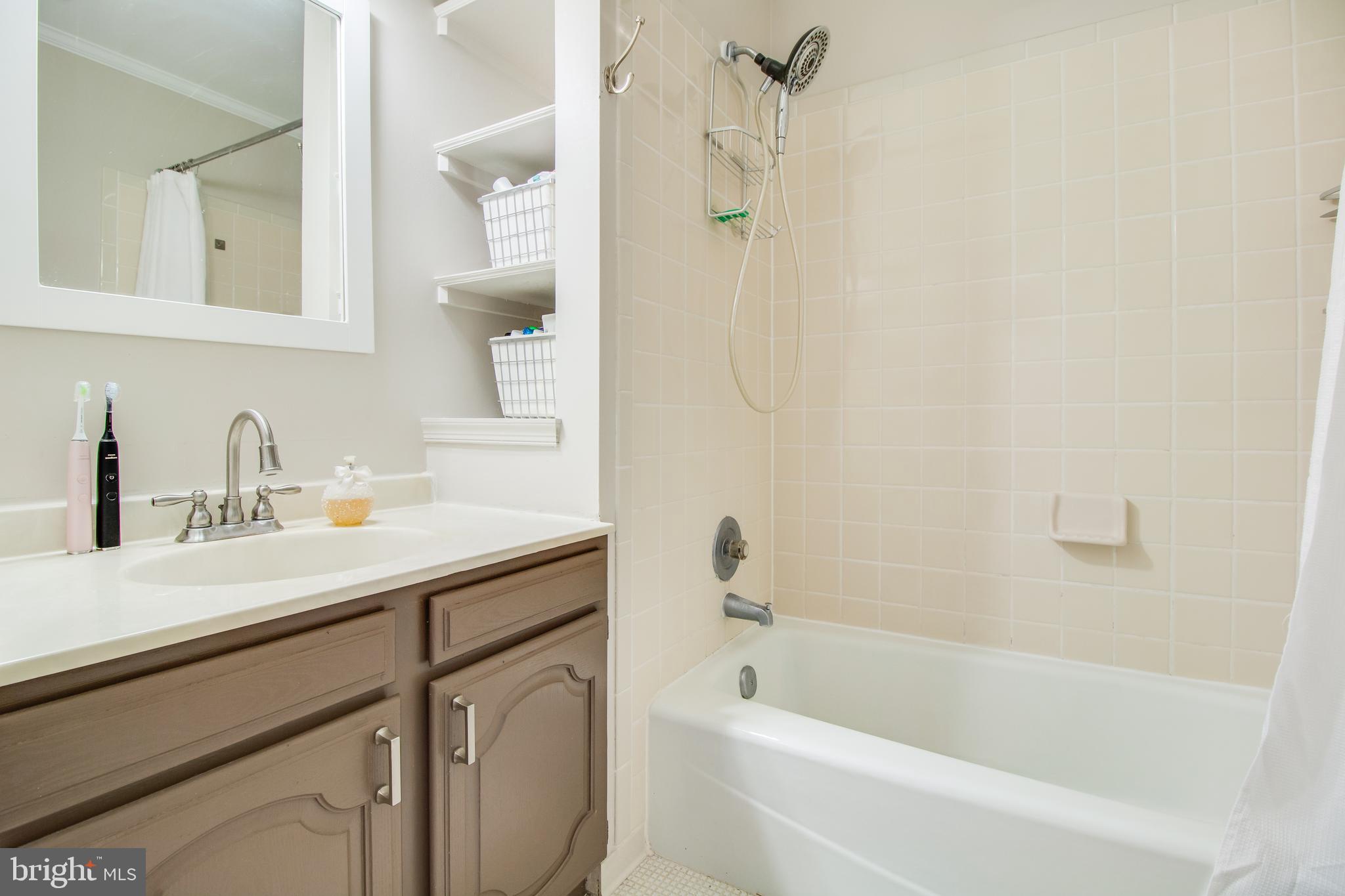 4806 Piney Branch Road Fairfax, VA 22030 - Photo 26 of 50