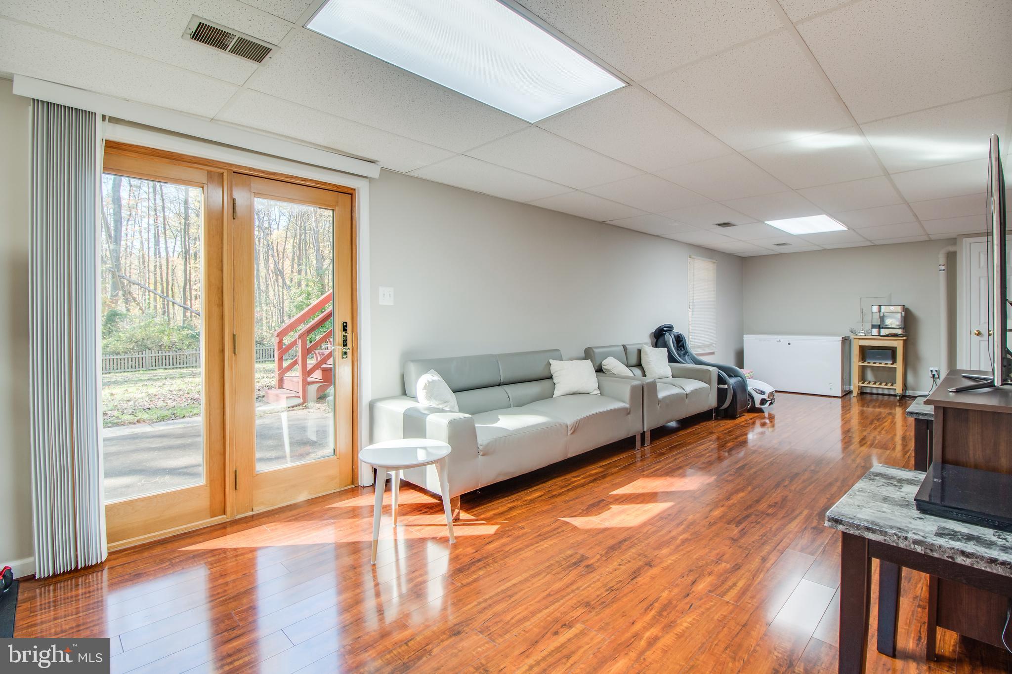 4806 Piney Branch Road Fairfax, VA 22030 - Photo 39 of 50