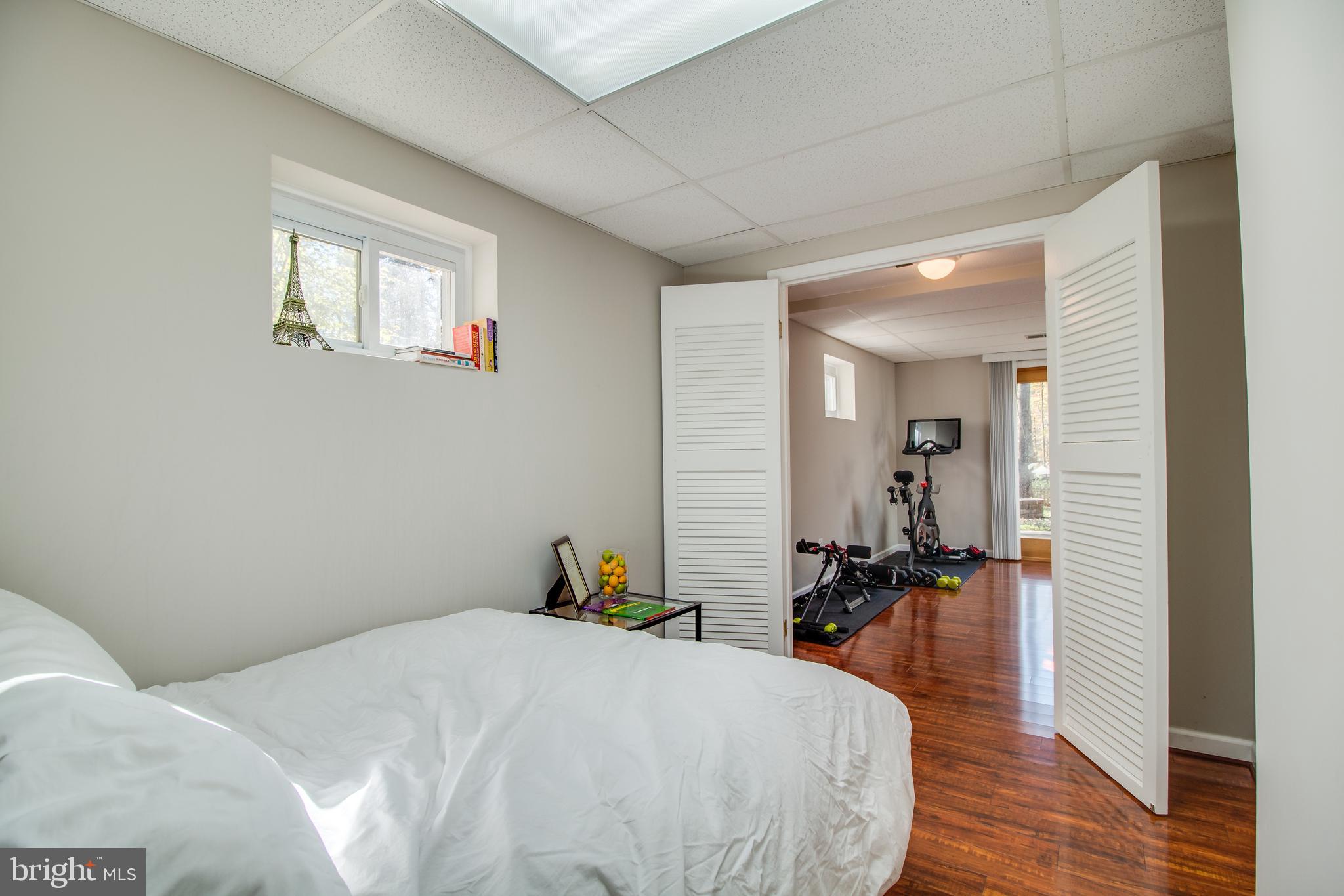 4806 Piney Branch Road Fairfax, VA 22030 - Photo 42 of 50