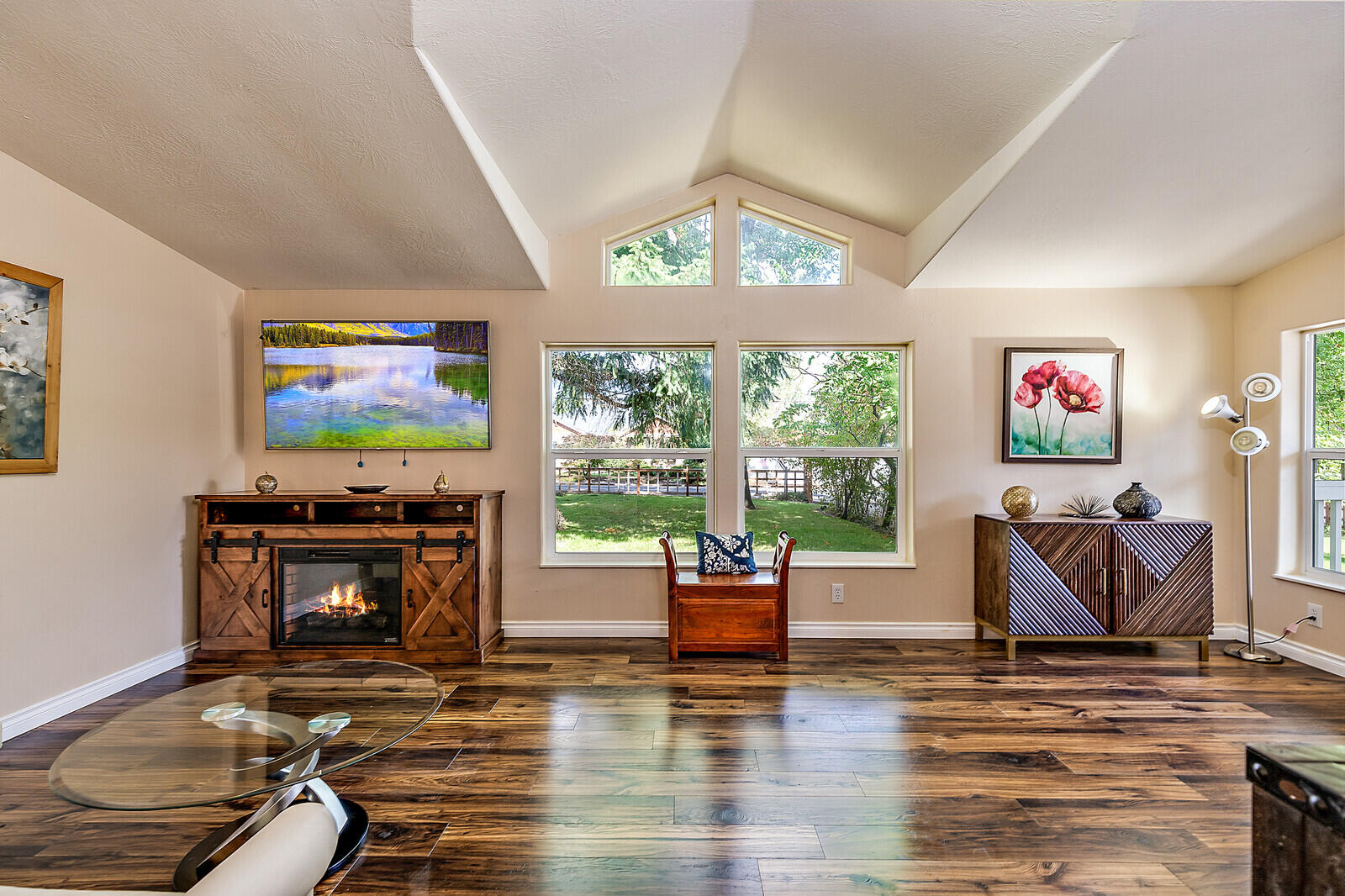 1545 Camp Baker Road Medford, OR 97501 - Photo 6 of 70 20_CBR_20_mls