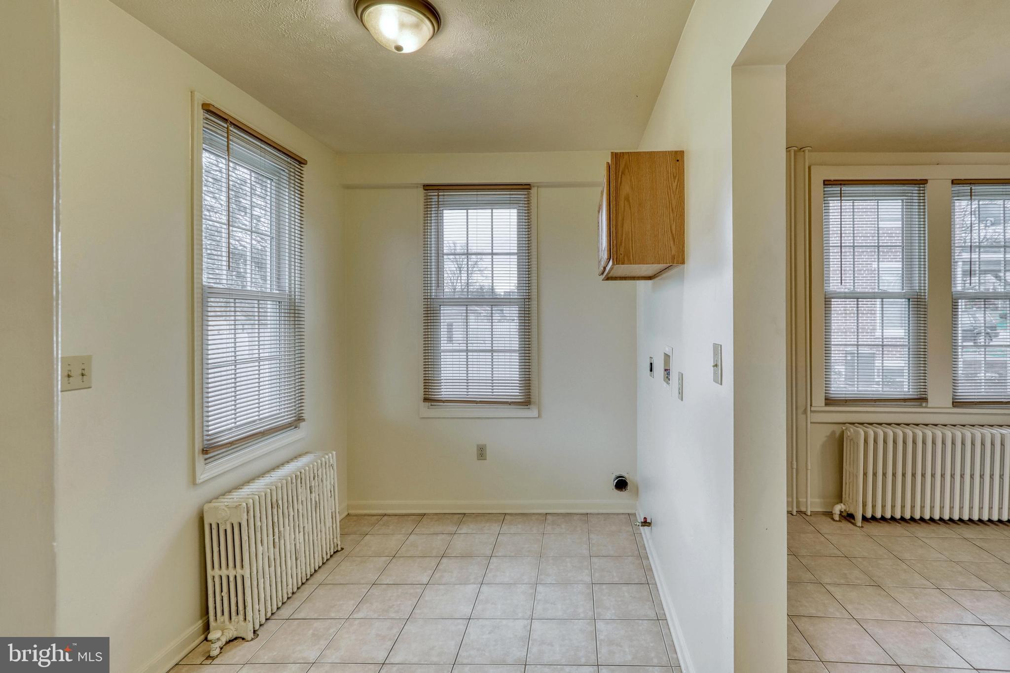 33 Locust Grove Road York, PA 17402 - Photo 11 of 34 Gallery Image 11