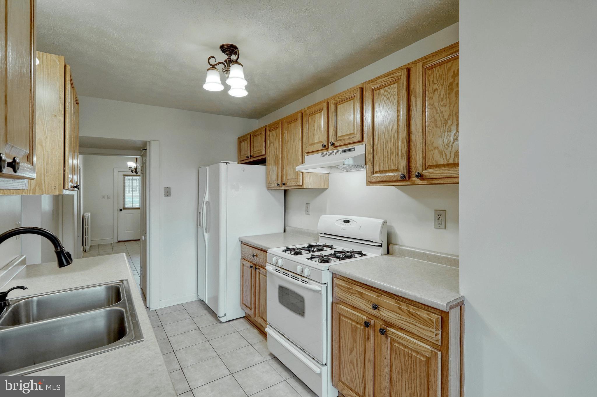 33 Locust Grove Road York, PA 17402 - Photo 18 of 34 Gallery Image 18