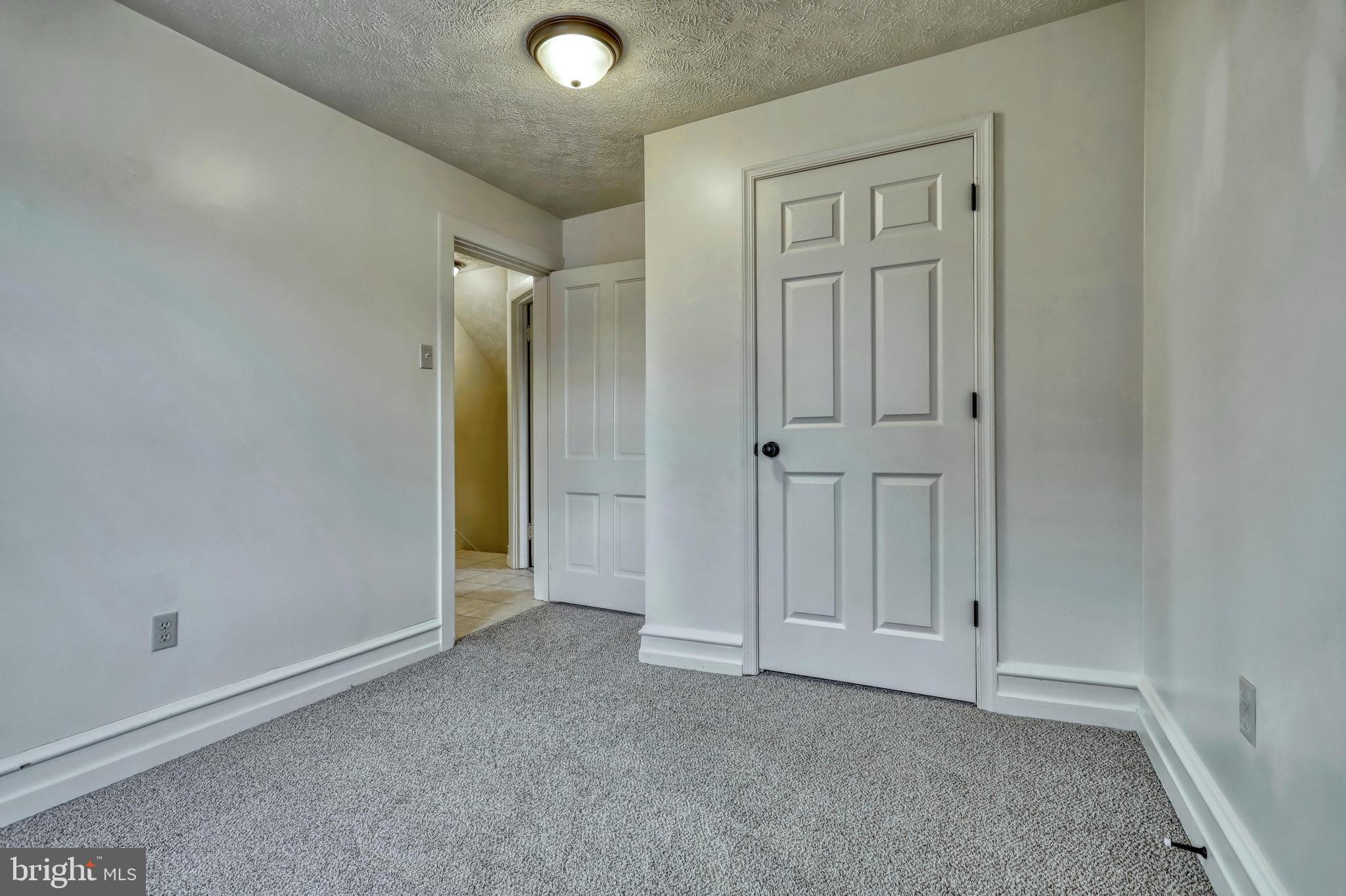 33 Locust Grove Road York, PA 17402 - Photo 25 of 34 Gallery Image 25