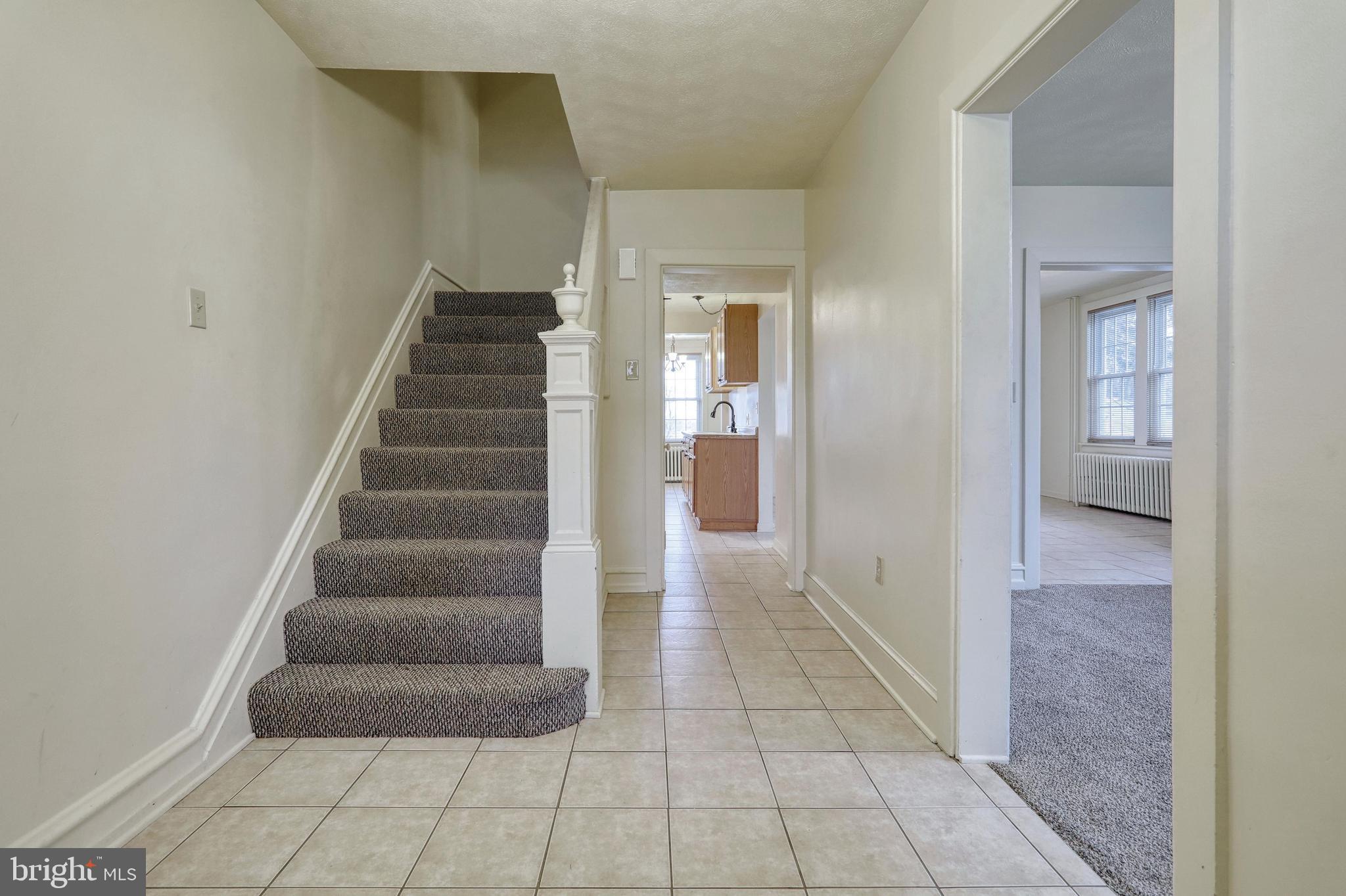 33 Locust Grove Road York, PA 17402 - Photo 5 of 34 Gallery Image 5