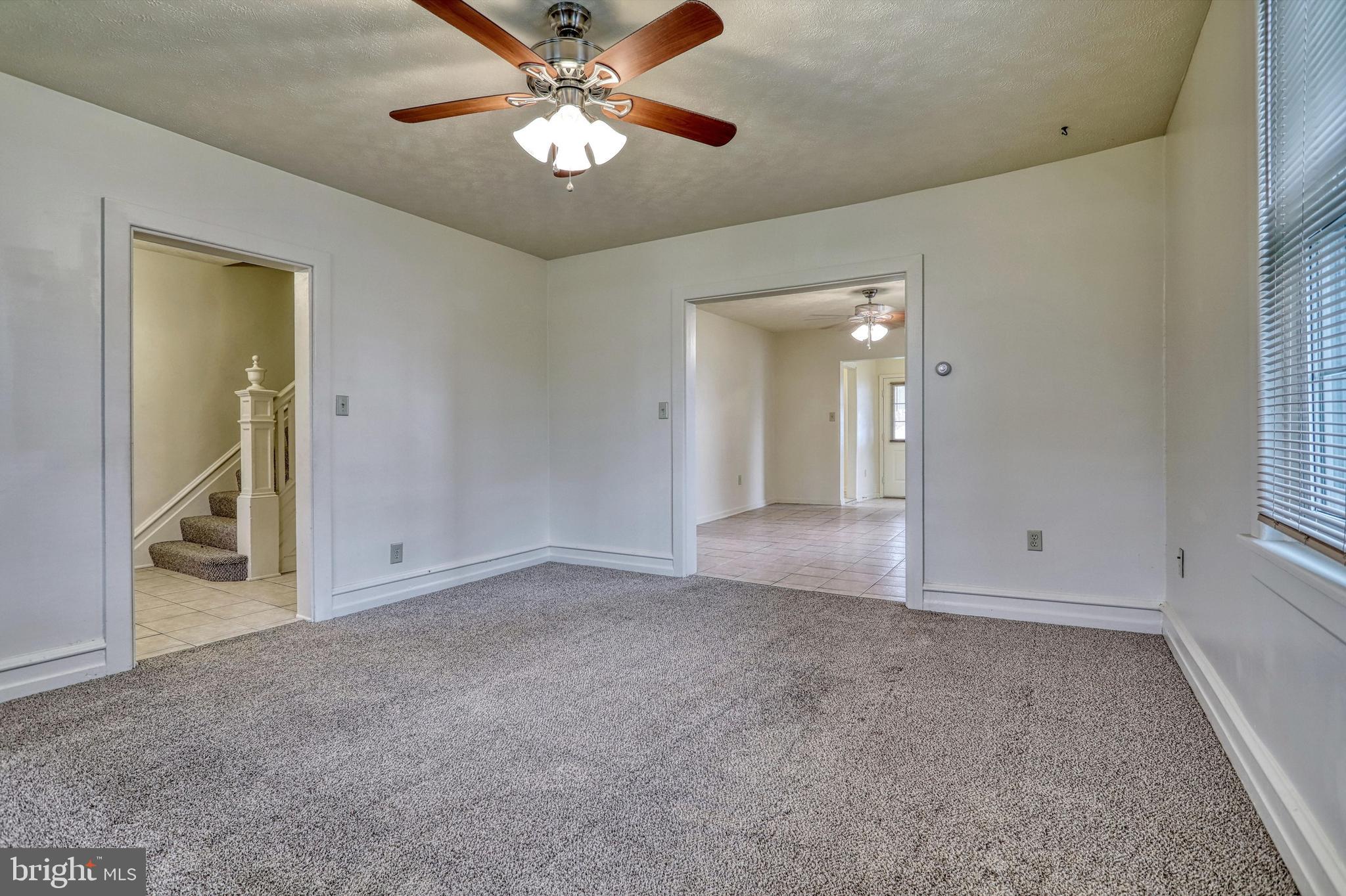 33 Locust Grove Road York, PA 17402 - Photo 8 of 34 Gallery Image 8