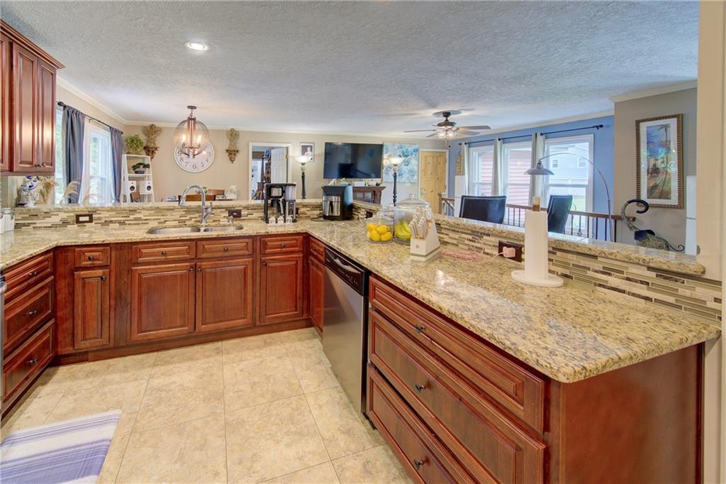 12108 Oak Ridge Road Independence, MO 64052 - Photo 13 of 51