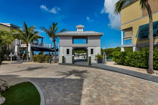 $399,900 | 101 11th Street Ocean, Unit LOT 5, Marathon, FL 33050