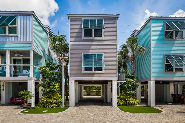 $399,900 | 101 11th Street Ocean, Unit LOT 5, Marathon, FL 33050