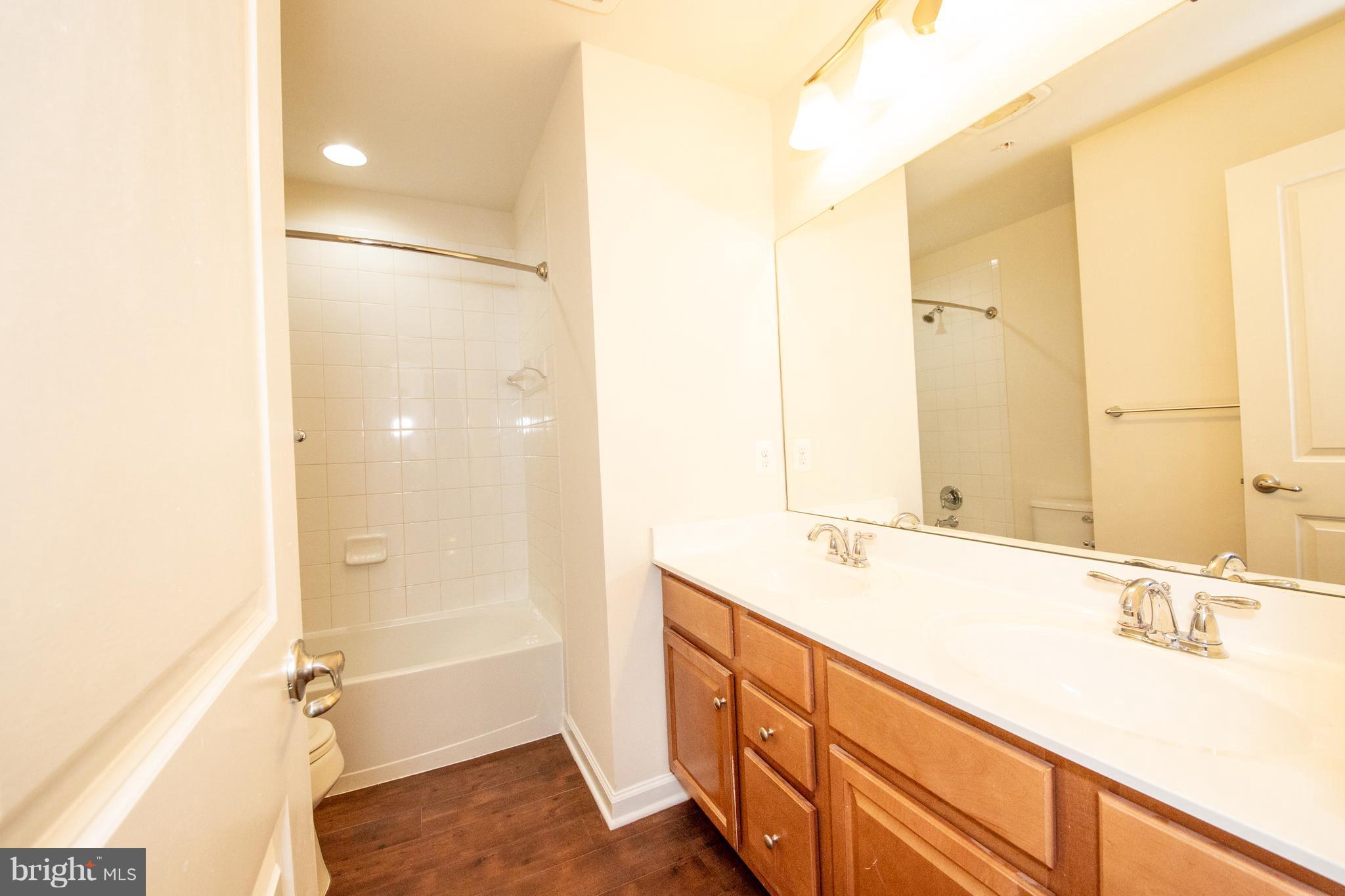 1905 Regiment Way Frederick, MD 21702 - Photo 22 of 28 Bath