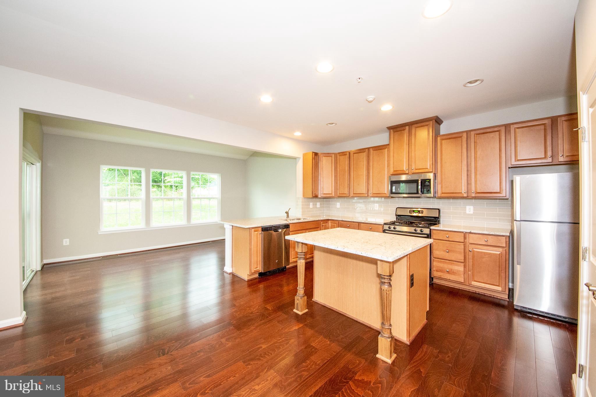 1905 Regiment Way Frederick, MD 21702 - Photo 6 of 28 Kitchen