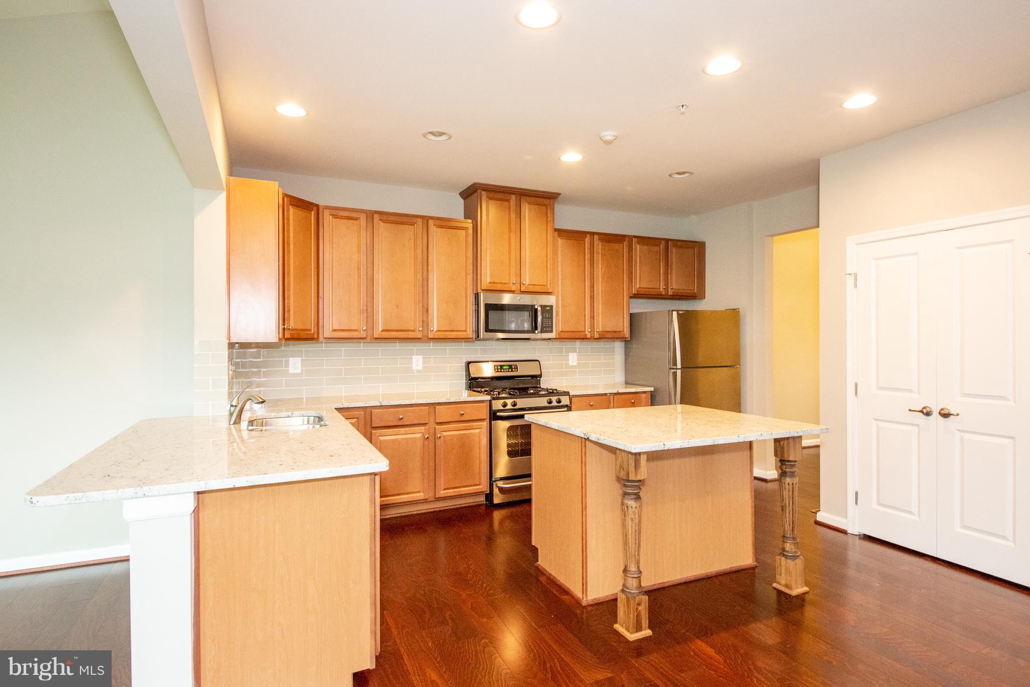 1905 Regiment Way Frederick, MD 21702 - Photo 7 of 28 Kitchen