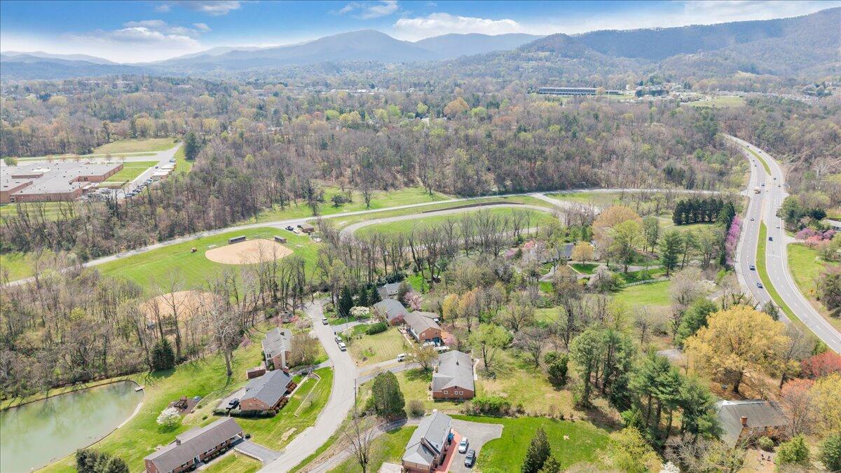 1531 Coral Ridge Road Southwest Roanoke, VA 24018 - Photo 78 of 78 82-DJI_20260401135258_0018_D