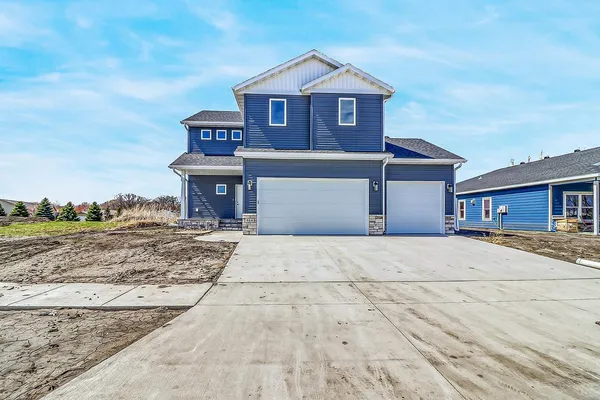 $525,000 | 864 Harvest Circle, Horace, ND 58047