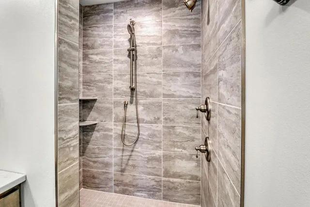 $525,000 | 864 Harvest Circle, Horace, ND 58047