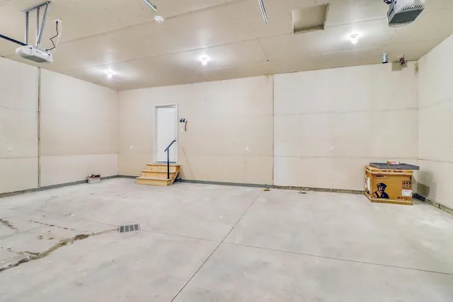 $525,000 | 864 Harvest Circle, Horace, ND 58047