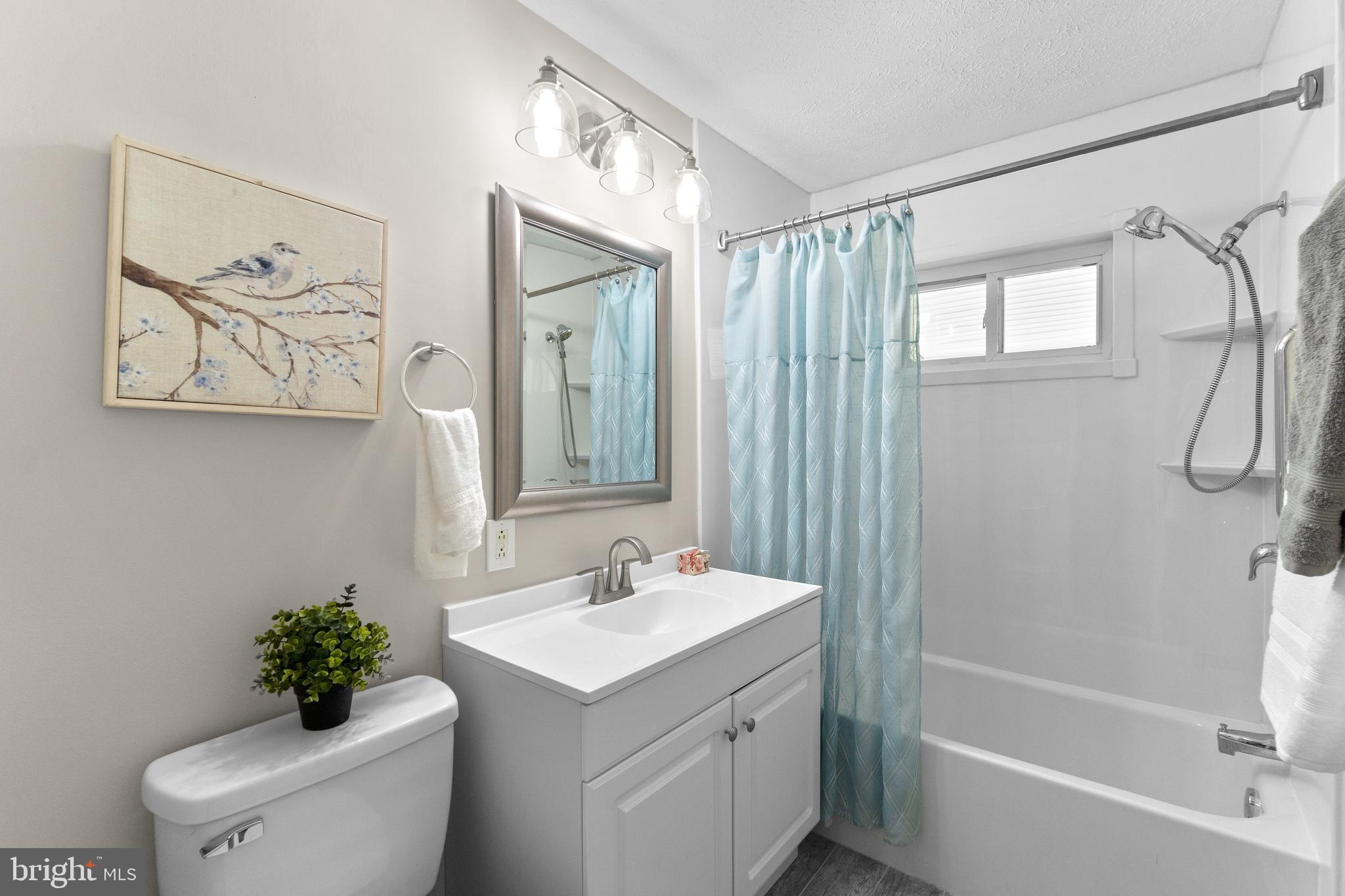 2206 Snow Road Edgewood, MD 21040 - Photo 24 of 35 Bath