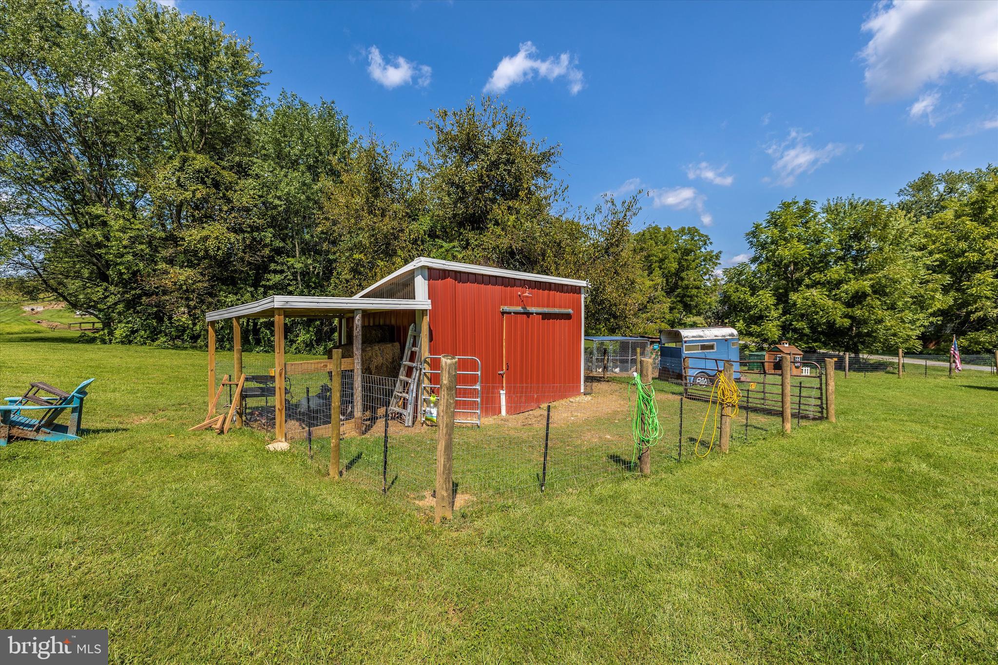 4235 Bark Hill Road Union Bridge, MD 21791 - Photo 53 of 69 animal pen