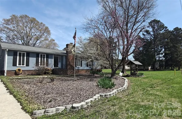 $299,400 | 120 Greenway Drive, Salisbury, NC 28144