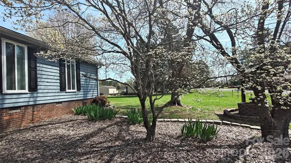 $299,400 | 120 Greenway Drive, Salisbury, NC 28144