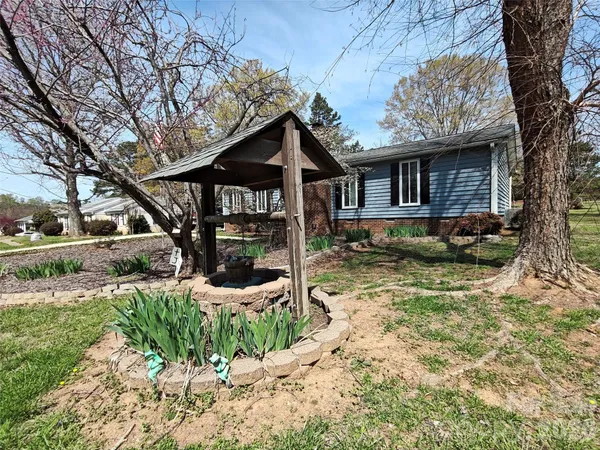 $299,400 | 120 Greenway Drive, Salisbury, NC 28144