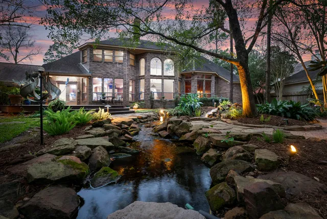 $775,000 | 23 North Morning Cloud Circle, The Woodlands, TX 77381