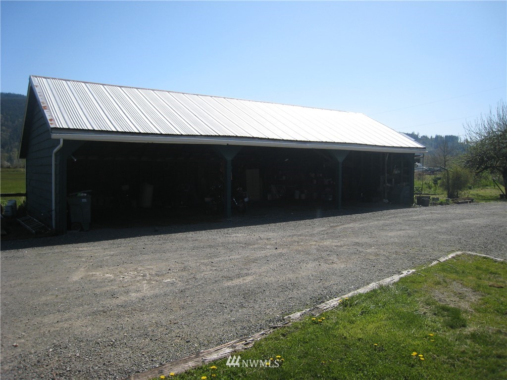 5350 Homesteader Road Deming, WA 98244 - Photo 10 of 23