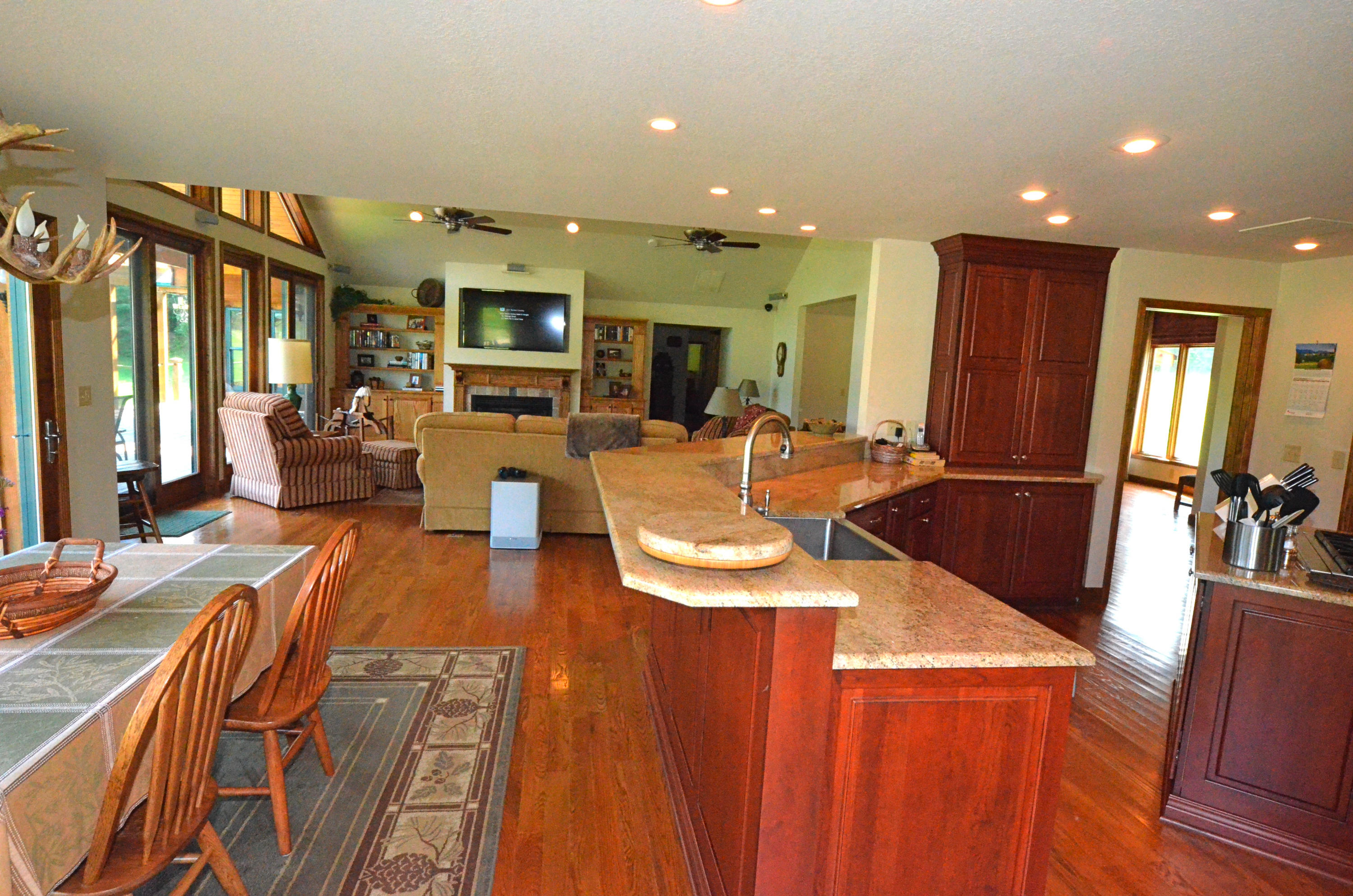 778 Church Road Pioneer, TN 37847 - Photo 4 of 38 huge granite serving bar w/sink