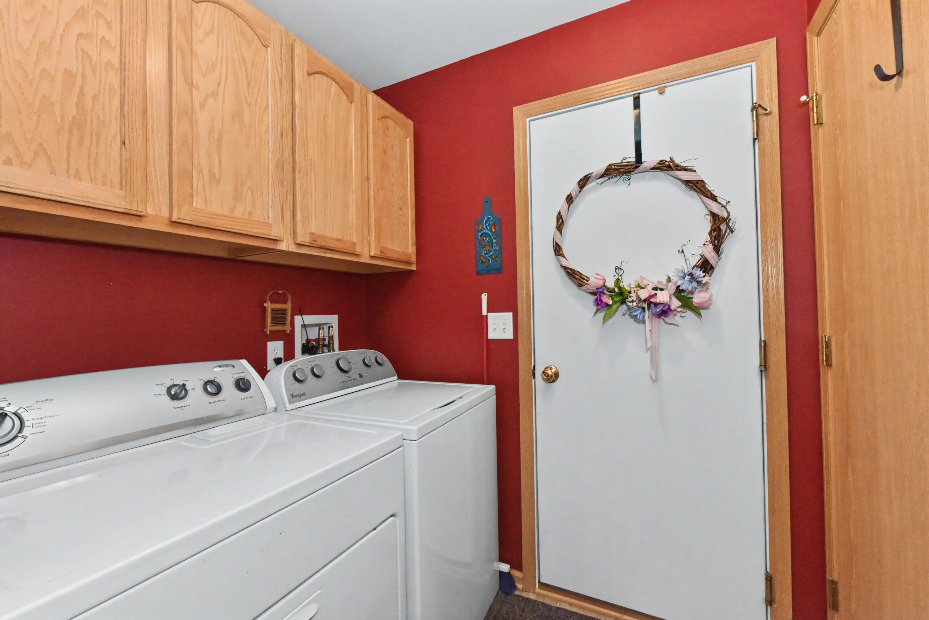 3652 92nd Place Sturtevant, WI 53177 - Photo 21 of 31 DSC_6909