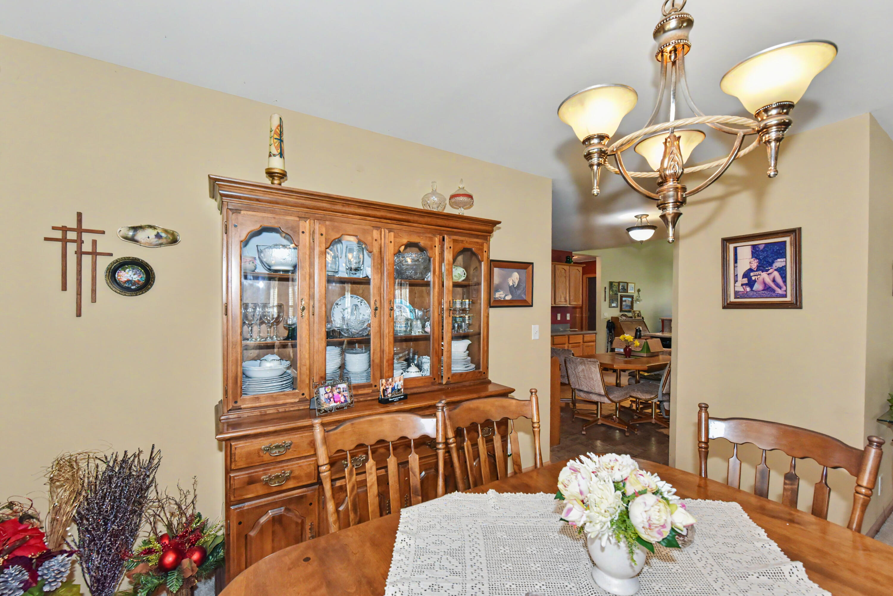 3652 92nd Place Sturtevant, WI 53177 - Photo 7 of 31 DSC_6885
