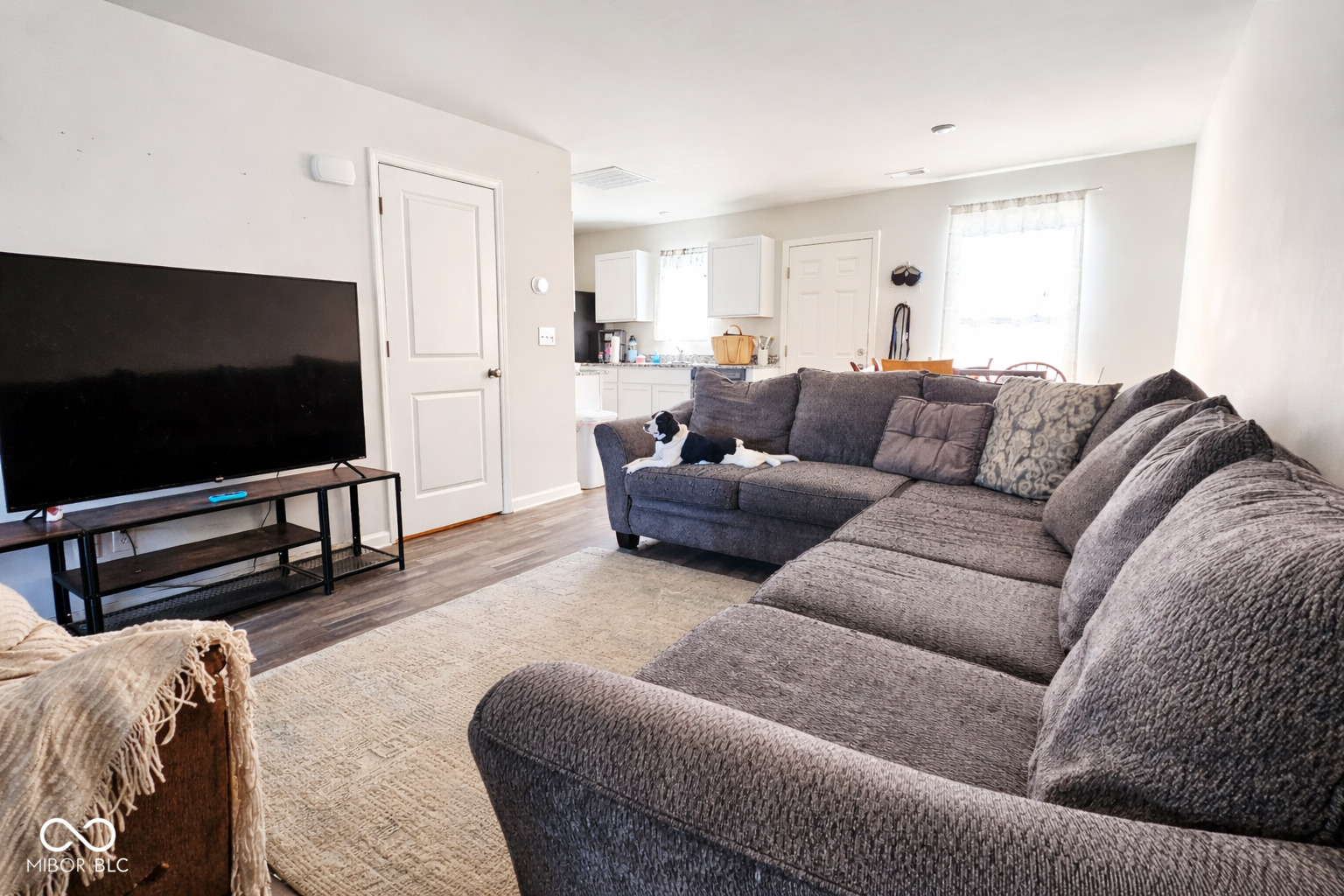 137 Bowles Circle Austin, IN 47102 - Photo 3 of 13