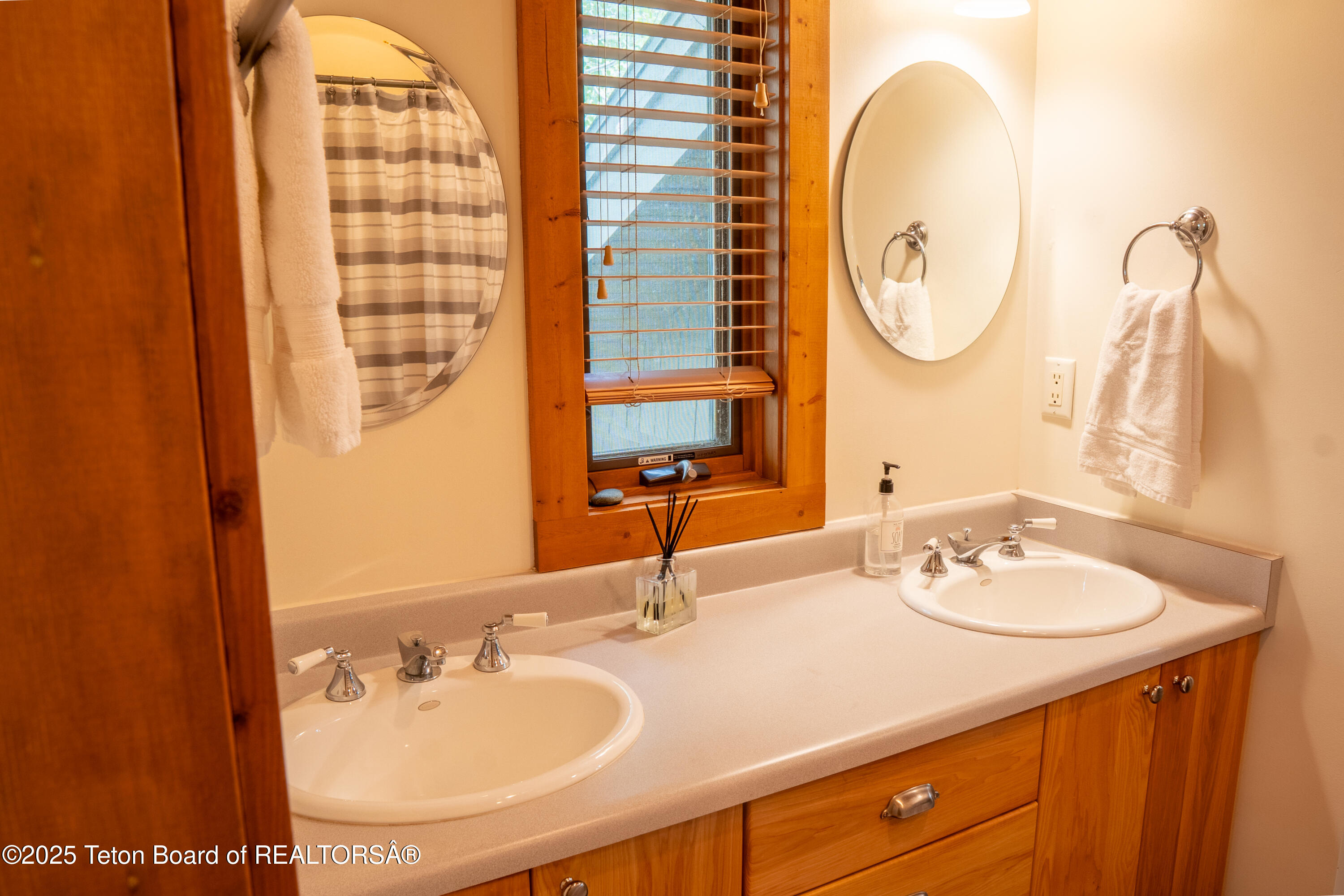 939 Stuart Street Pinedale, WY 82941 - Photo 34 of 49 Stuart-35