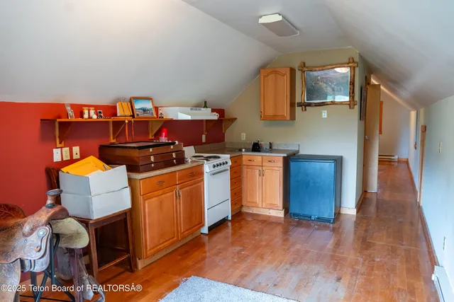 $800,000 | 939 Stuart Street, Pinedale, WY 82941