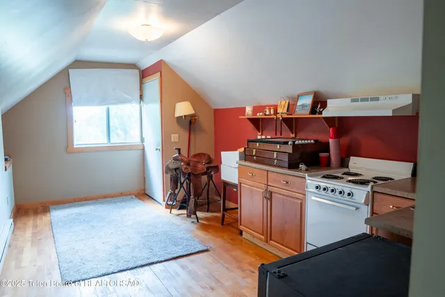 $800,000 | 939 Stuart Street, Pinedale, WY 82941