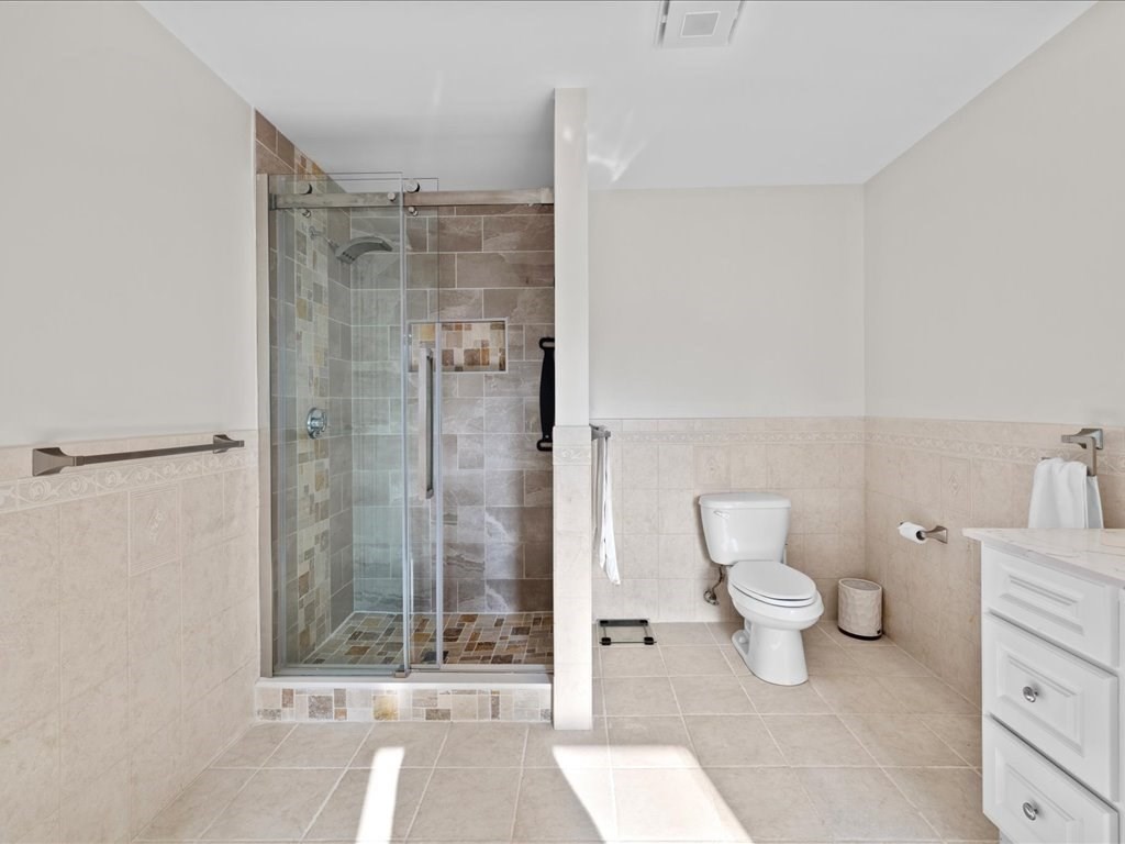 218 Rangeway Road, Unit 213 Billerica, MA 01862 - Photo 23 of 37