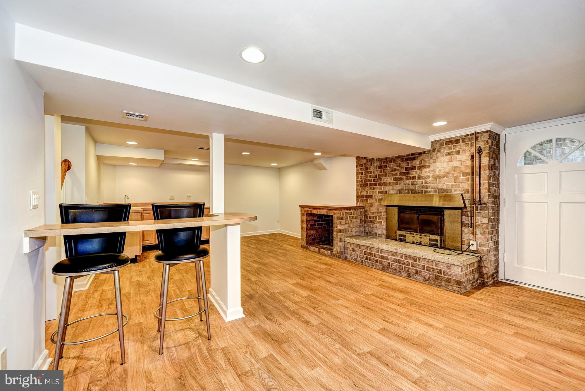 2904 Byron Street Silver Spring, MD 20902 - Photo 20 of 30 Family Room