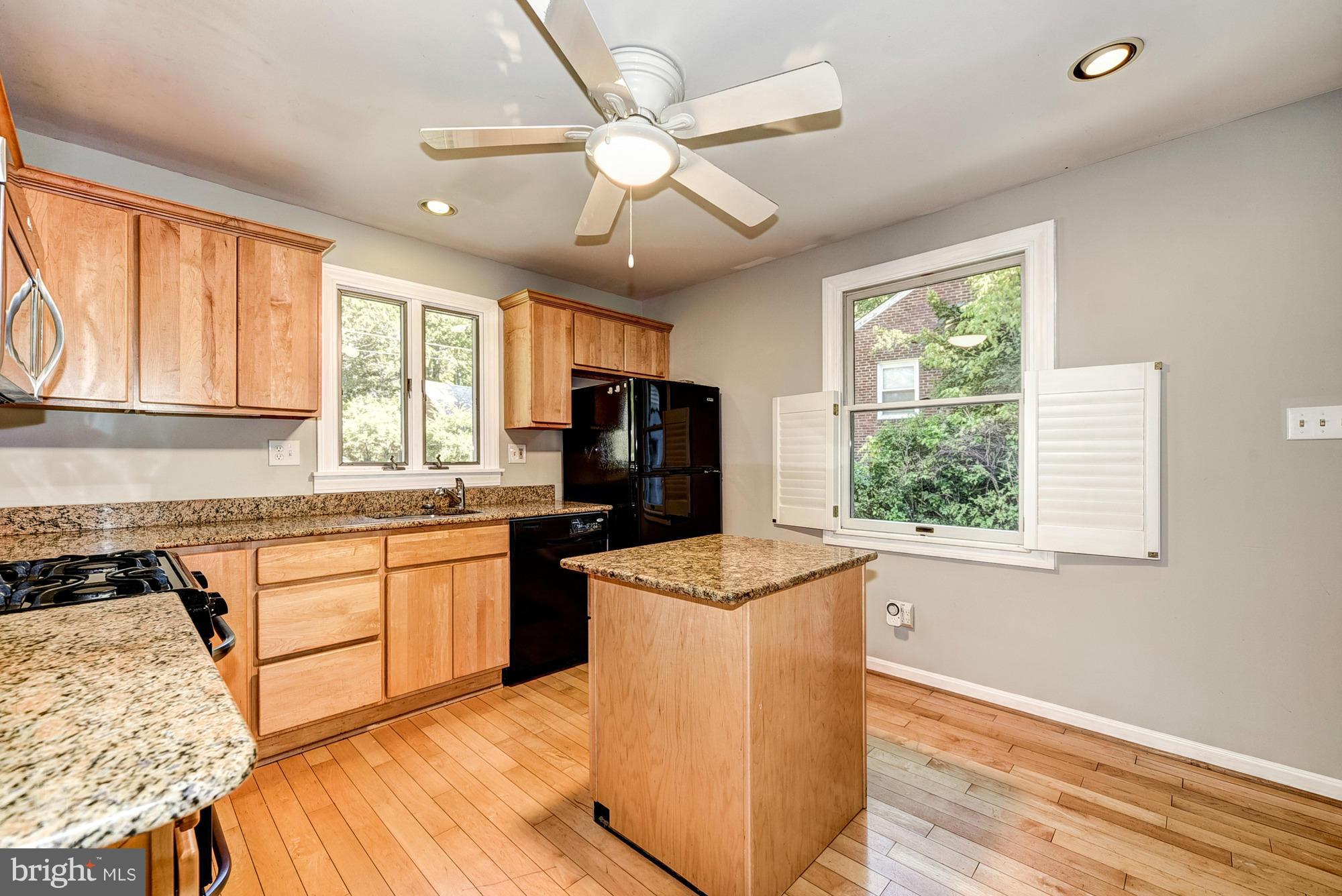 2904 Byron Street Silver Spring, MD 20902 - Photo 7 of 30 Kitchen