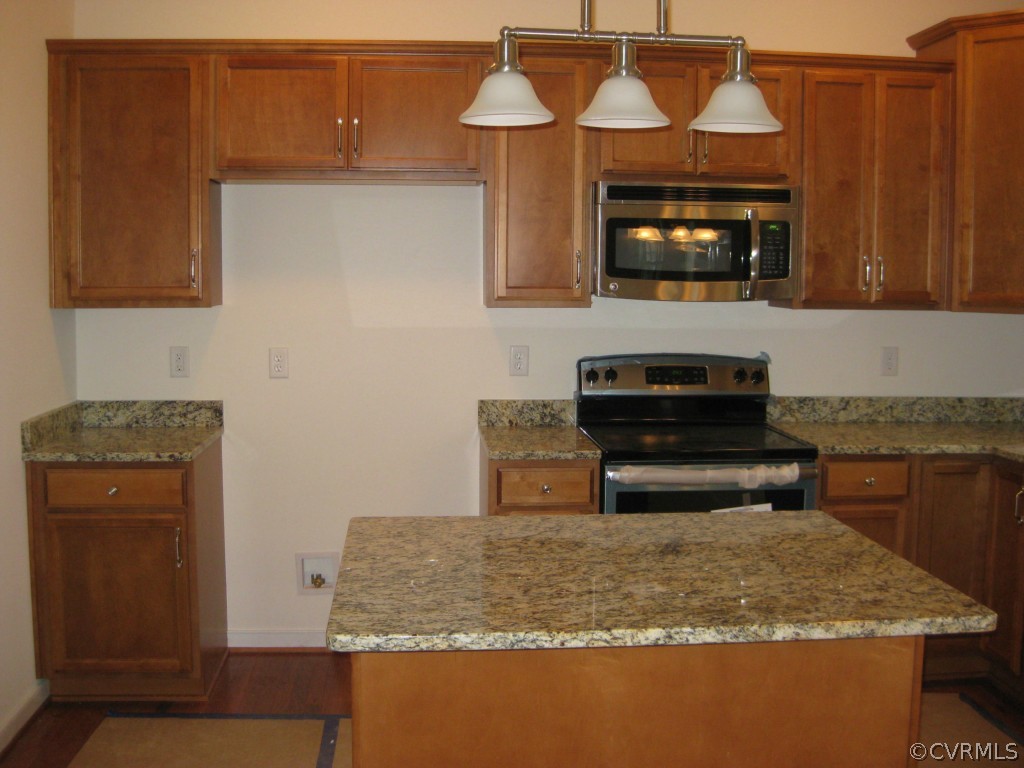 3144 Barnack Road Midlothian, VA 23112 - Photo 7 of 12 Gallery Image 7