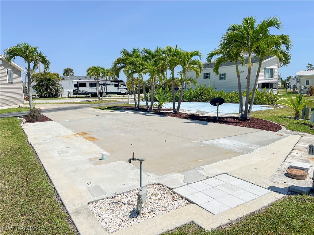 19681 Summerlin Road, Unit 332 Fort Myers, FL 33908 - Photo 5 of 16