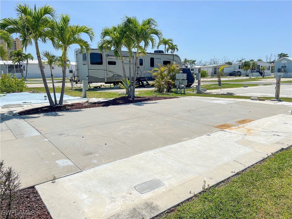 19681 Summerlin Road, Unit 332 Fort Myers, FL 33908 - Photo 7 of 16