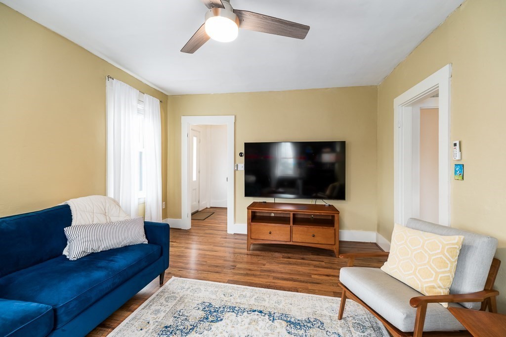 9 Hickory Street Gloucester, MA 01930 - Photo 19 of 41