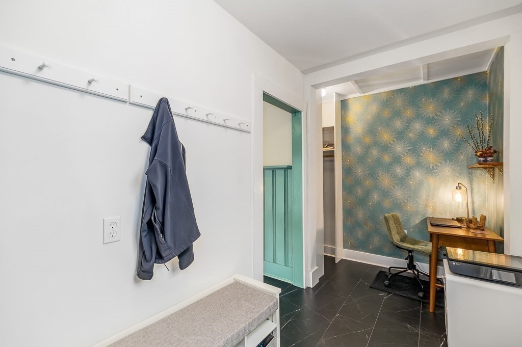 9 Hickory Street Gloucester, MA 01930 - Photo 20 of 41
